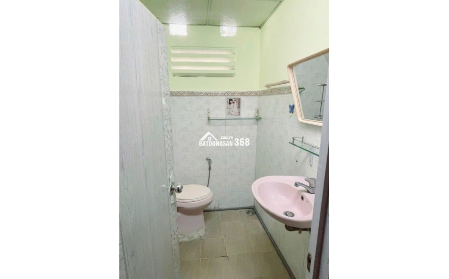 Bán nhà Phường Thủ Đức, đường Hồ Văn Tư, 110m2, 3 tầng, 4PN, sổ hồng, giá 5.7 tỷ. LH: 0933125879